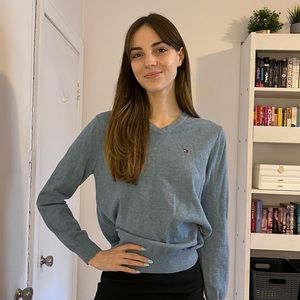 NWOT Tommy Hilfiger Light Blue V-neck Sweater